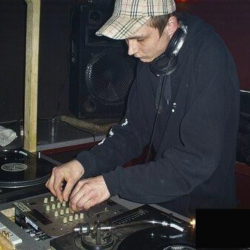 Chris Willott (UK) profile